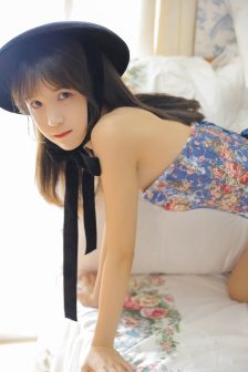 正常女的下面扒开会有小须须吗