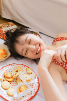 国模嘉妮极品美胞